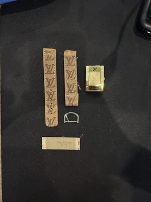 louis vuitton watch women - Image 1 of 4