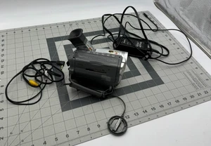 Canon ES50 Cassette Video Camcorder ES50A LESEN - Bild 1 von 17