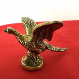 VINTAGE  MID CENTURY MODERN BRASS PHEASANT 3x4” Felt Bottom Gold Tone - Picture 1 of 9