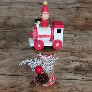 Adorno de locomotora. Adornos de madera para colgar de árbol de Navidad en estilo vintage. - Imagen 1 de 8