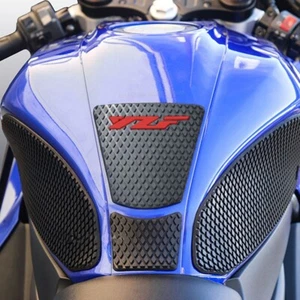 Black Tank Traction Side Pad Knee Grip Protector Set For YAMAHA YZF R7 2021-2022 - Picture 1 of 6