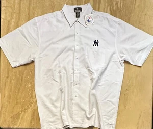 New York Yankees Monogrammed Short Sleeve Shirt NEW w/Tags - Picture 1 of 3