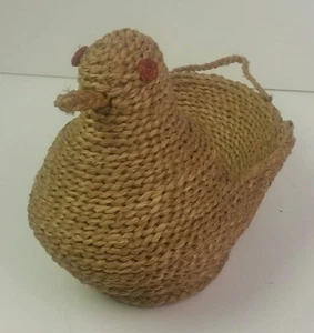 vintage woven pidgeon basket 12"l × 9"h x 6"w - Bild 1 von 5