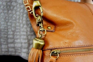 LUCKY BRAND DAMEN ECHTES LEDER MESSENGER SCHULTER TASCHE BEUTEL BOMMEL - Bild 1 von 8