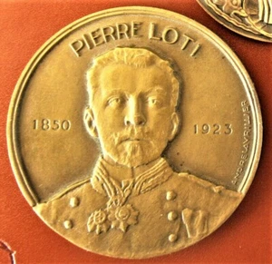 FRANCE- 1952- SS PIERRE LOTI - OCEANLINER- - BRONZE MEDAL -RARE - Picture 1 of 2