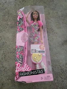 2011 BARBIE Fashionistas NIKKI X2275 Mattel NEW IN BOX NRFB - Picture 1 of 7