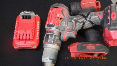 TALADRO PERCUTOR ARTESANO CON LINTERNA, BATERÍA (TDY015511) Foto 1 de 4