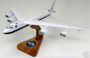B-52-H NASA Stratofortress B52H Airplane Desk Wood Model Big New - Picture 1 of 2