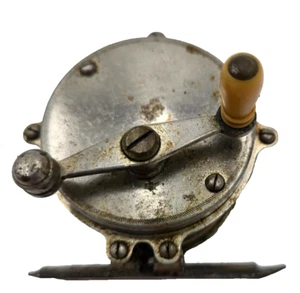 Raised Pillar Fishing Reel Unbranded Vintage - Picture 1 of 6