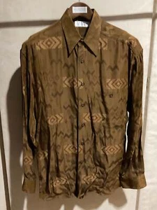 R P SPORT SHIRT / NEW / MEDIUM - LARGE / MADE IN ITALY - Picture 1 of 1