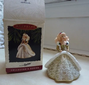 Hallmark Keepsake Ornament Holiday Barbie 2nd in series 1994 QX521-6 - Picture 1 of 8