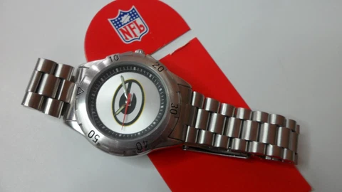 NEW Mens Official NFL Green Bay Packers Watch Wristwatch MSRP $179 FREE Shp Cover
