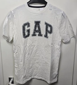 T-Shirt Jungen von GAP in verschiedenen Farben und Größen - Bild 1 von 33