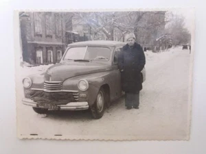 Altes sowjetisches Gedenkfoto des GAZ-M-20 Pobeda Autos. Foto datiert 19 - Bild 1 von 4