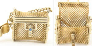 Vintage Gold Tone Metal Mesh Pill Purse Box Dangle Heart Blue White Rhinestone - Picture 1 of 12