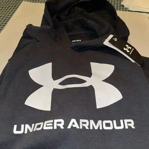 under armour hoodie YLG Black /white Letters NWT - Picture 1 of 3