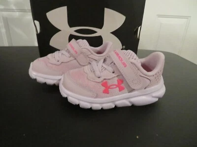 *NUEVOS zapatos de tenis Under Armour Assert 9 rosas para niñas pequeñas, 5 Foto 1 de 4