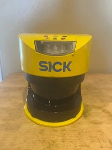 Escáner láser de seguridad SICK S30A-6011DA - 1019600 - SN: 13270765 - Imagen 1 de 9