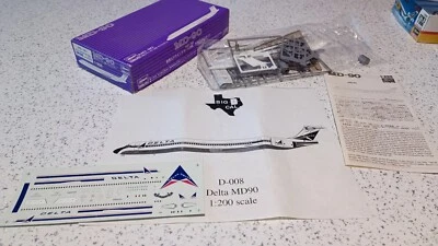 Hasegawa MD-90 Delta Kit 1:200 Scale - Immagine 1 di 4