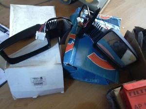 Wing mirror for Peugeot 405 RH Black trim electric heated . 1988 - 96 - Picture 1 of 2