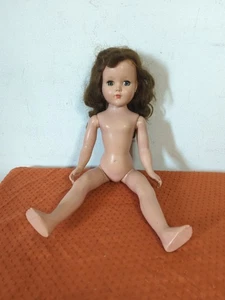 Muñeca antigua 16 3/4" ojos verdes, pelo castaño sin marca Nanette o Nancy Lee? Leer - Imagen 1 de 18