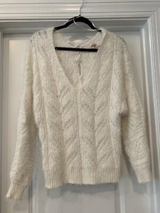 Willow Root Soft Ivory Cable Knit Sweater Lace Up Back Size Small - Picture 1 of 5