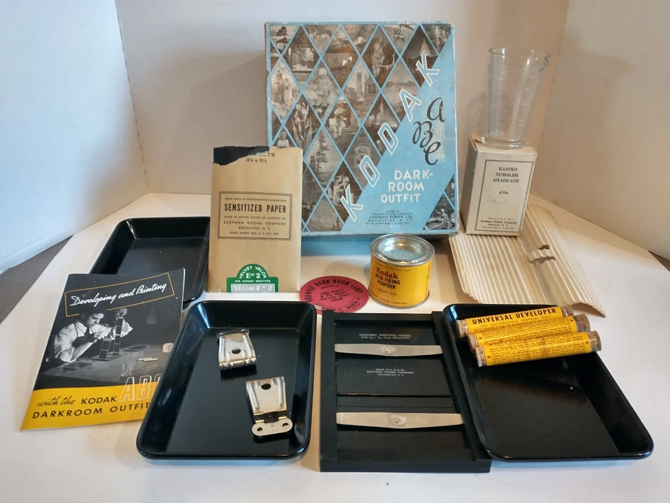 Vintage Kodak Dark Room Outfit ABC With Developer, Tumbler And More. No Bulb.  - Image 1 of 4