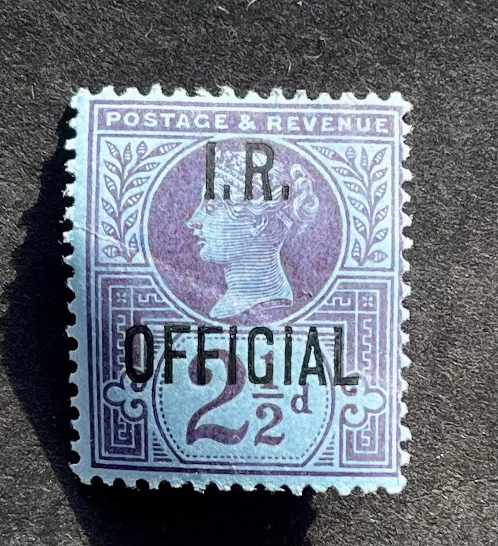 GB QV 2 1/2D I.R OFICIAL SG#104, M/M.   - Image 1 of 2