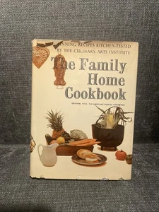 The Family Home Cookbook Culinary Arts Institute Hardcover/DJ 1973 - Picture 1 of 6