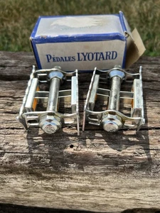 NOS Vintage Lyotard 9/16" Rat Trap Pedale 136R Made In France Road Touring - Bild 1 von 9