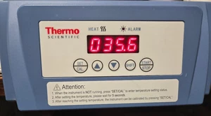 Thermo Scientific Trockenbad Standard 4 Block Heizblock Inkubator | CAT# 8887006 - Bild 1 von 6