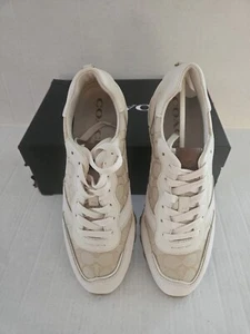 Coach C125 Runner SIG Sneakers Womens Size 9.5B Ivory Leather Low Top Lace up - Picture 1 of 8