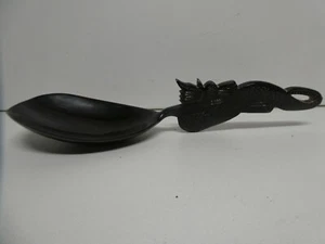 OLD CARVED SHAPED SPOON ASIAN TRIBAL DRAGON SPIRIT FIGURE - SERVING LADLE SPOON - Picture 1 of 6
