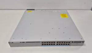 CISCO C9300-24UXB-A. GARANTIE 90 JOURS. LIVRAISON GRATUITE AU ROYAUME-UNI - Photo 1/3