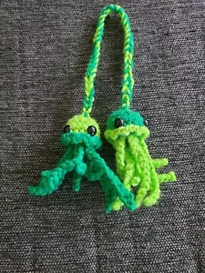 Crochet Jellyfish Car Mirror Hangers 1 Set Handmade Jellyfish Hangers Decoration - Picture 1 of 3