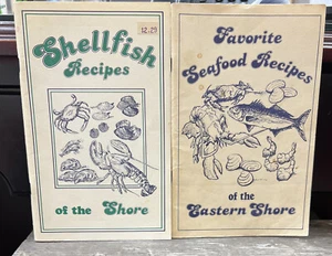 Lot Of 2 Shellfish Recipes Of The Shore & Favorite Seafood Recipes .. Eastern - Picture 1 of 5