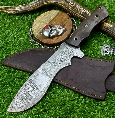 Premium Handmade Damascus Steel Bowie Knife, Outdoor Hunting Knife Sheath Z-946 - Image 1 of 4