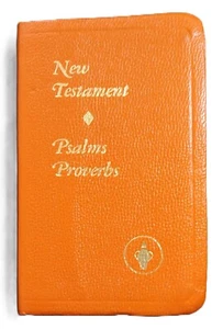 NEW TESTAMENT PSALMS PROVERBS MINI BIBLE GIDEONS 1986 KJV C ALL PICS READ - Picture 1 of 11