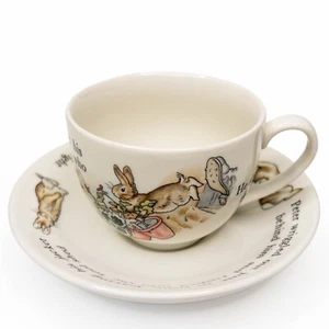 WEDGEWOOD Peter Rabbit Story & Graphics 6oz Child’s Cup & Saucer Made in England - Picture 1 of 5