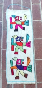 Arte de pared tela lana vintage sudamericana criatura mexicana religiosa - Imagen 1 de 10