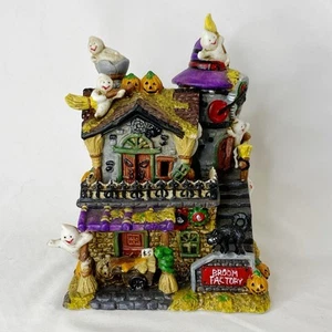 Lemax Spooky Town Broom Factory Ghosts & Black Cats Halloween VERSAND LESEN - Bild 1 von 17