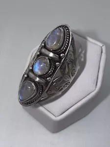 Anello Vintage Argento Sterling 925 Tre Laboradite Lavoro Aperto Filigrana - Foto 1 di 5
