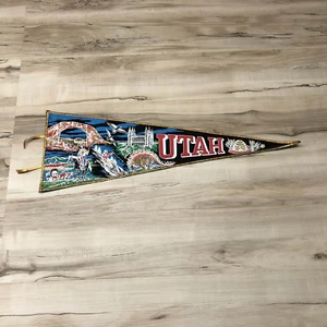 Vintage UTAH Souvenir Pennant Flag - Picture 1 of 2