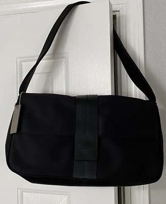 Bolso Reaction Kenneth Cole con asa superior (6532) (11x6x2) Foto 1 de 4