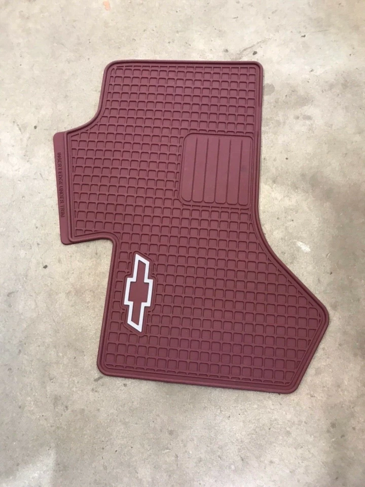 NUEVO 96 97 98 99 00 01 02 03 04 05 GMC Safari Chevy Astro ALFOMBRA PARA CONDUCTOR TODO CLIMA Foto 1 de 2