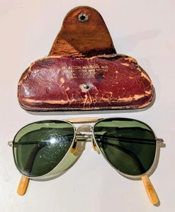 Vintage Aviator Style Sunglasses - Picture 1 of 6