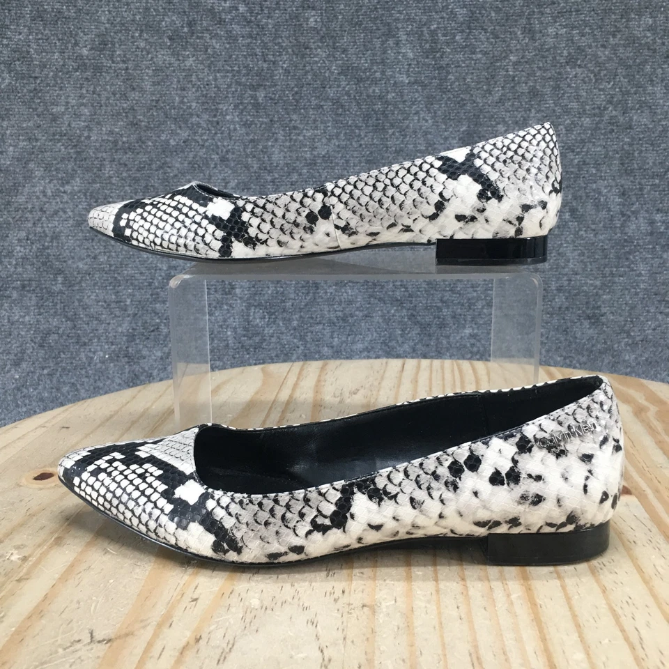 Zapatos sin cordones Calvin Klein para mujer 6,5 estampado de serpiente emergente negros blancos Foto 1 de 4