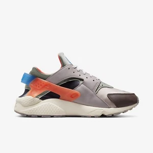 Nike Air Huarache Premium DV0781-001 scarpe da corsa basse uomo Enigma Stone A145 - Foto 1 di 40