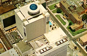 Atlanta GA Regency Hyatt House Polaris Flying Saucer Shaped Rotating Restaurant - Picture 1 of 4