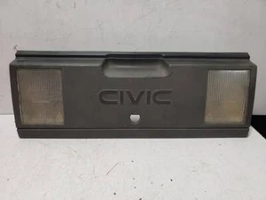 1985 Honda Civic Hatchback Center Tail Light, Finishing Panel - Picture 1 of 10